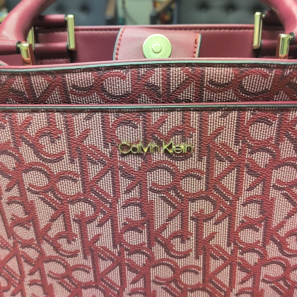 Calvin Klein Pink Monogram Tote Bag - Picture 3 of 13